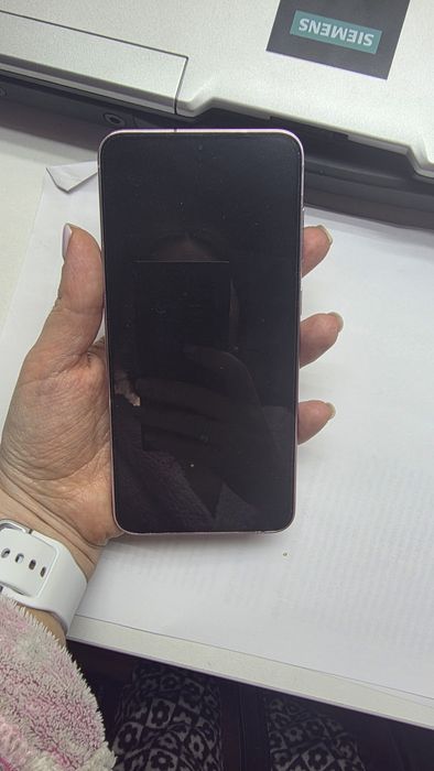 Sumsung Galaxy S23 plus