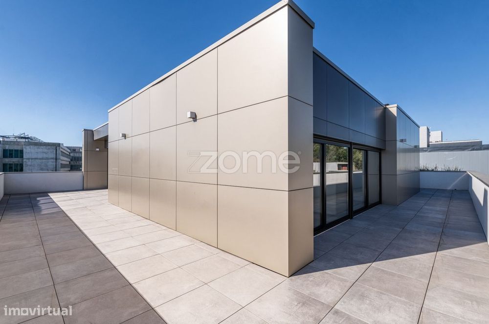 Penthouse T4 com terraço em Gualtar, Braga