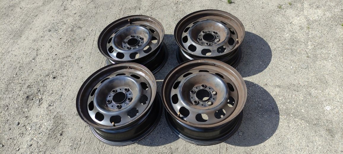 Felgi stalowe 16" BMW 5*120 et33 otwór 72,5mm 6N