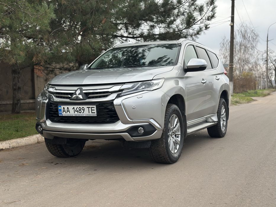 Mitsubishi Pajero Sport 3