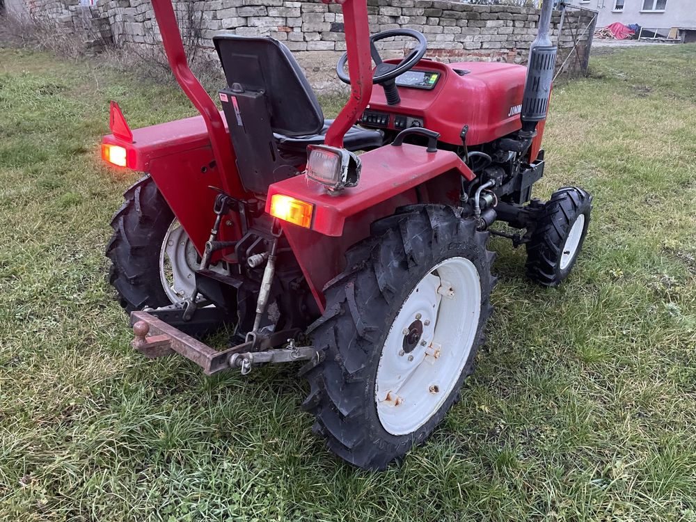 Jinma 204 traktorek jak iseki kubota 3 cylindry