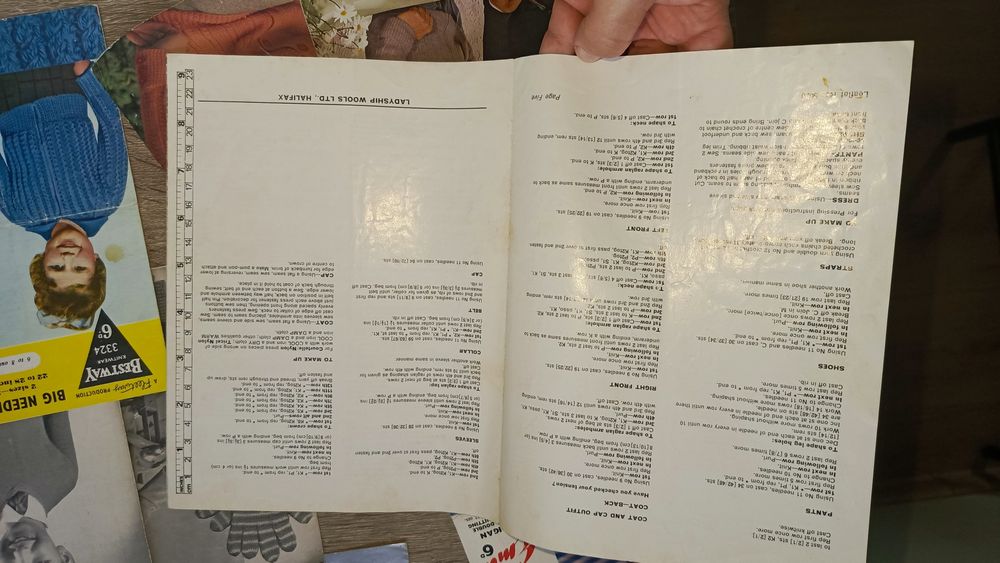 Duży zestaw dziewiarski vintage gazetki lata 60' - 90' dla kolekcjoner