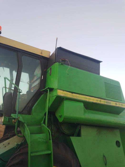 Продам комбайн John Deere 975 двигун під ремонт