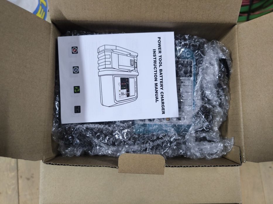 Пристрій для швидкого заряджання Li-ion акумуляторів Makita 14.4-18В,