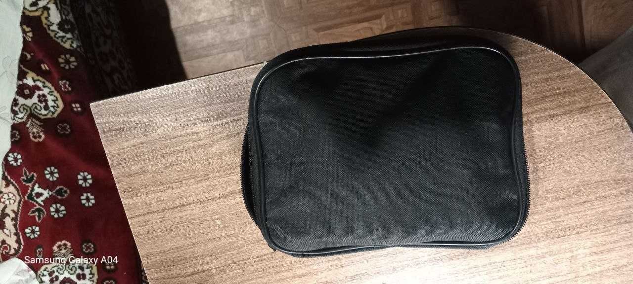 Продаю машинку аккумуляторную для стрижки PHILIPS Series 3000 HC3420