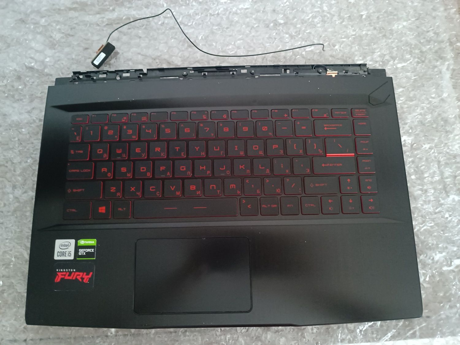 Топкейс + клавіатура MSI GF63 Thin (під ремонт)
