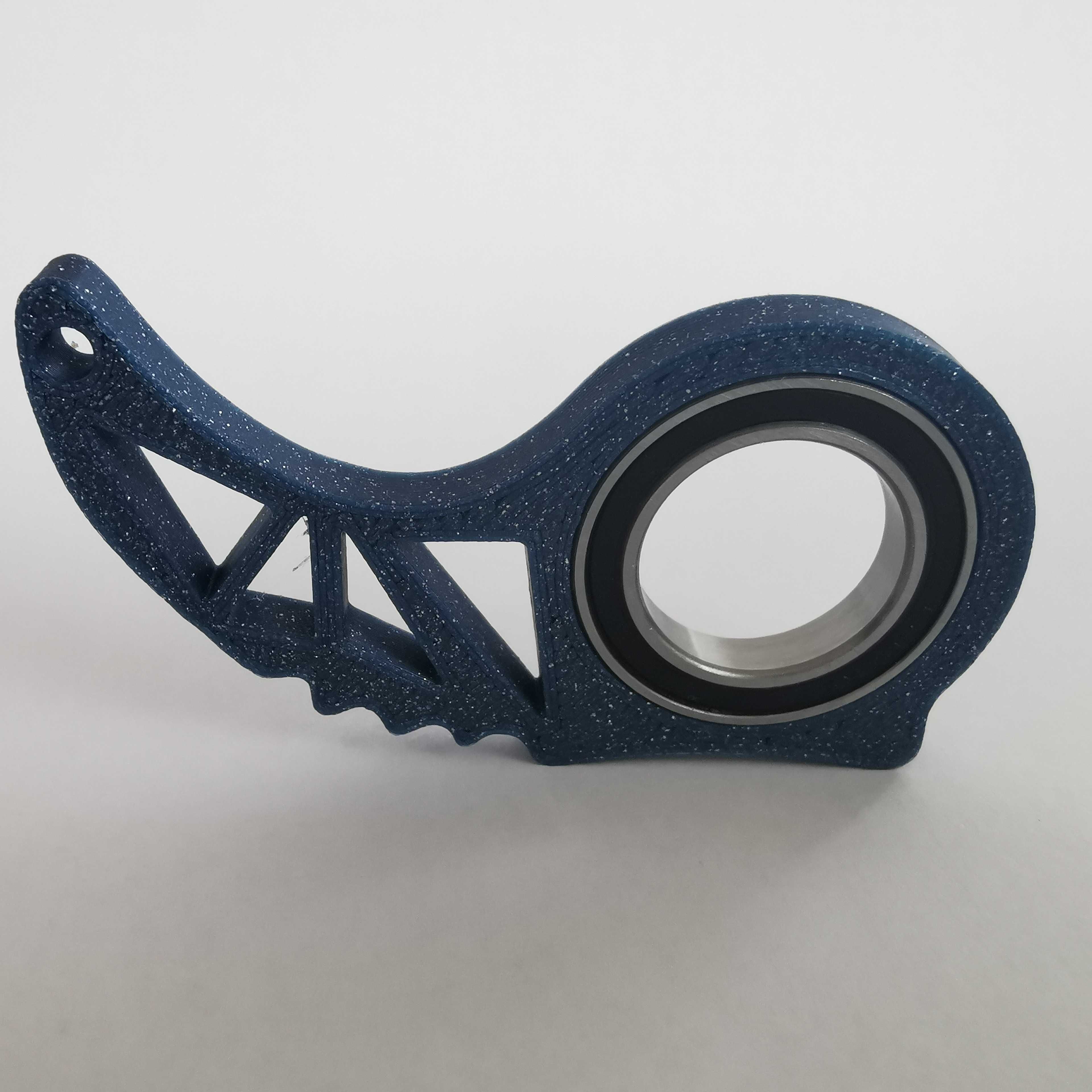 Keyrambit, keyspinner, fidget spinner, brylok do kluczy, bryloczek