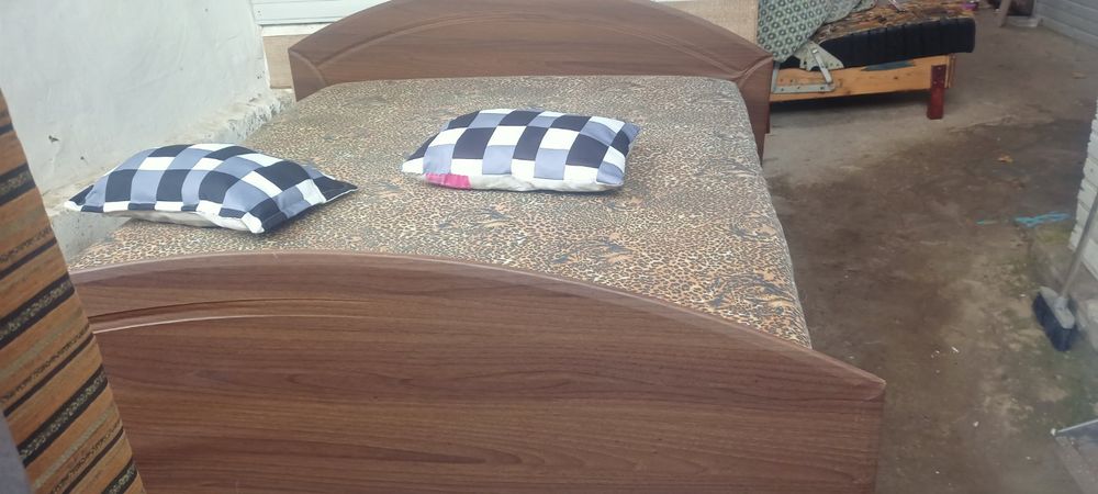 Кровать двуспальная 6500 дост отд