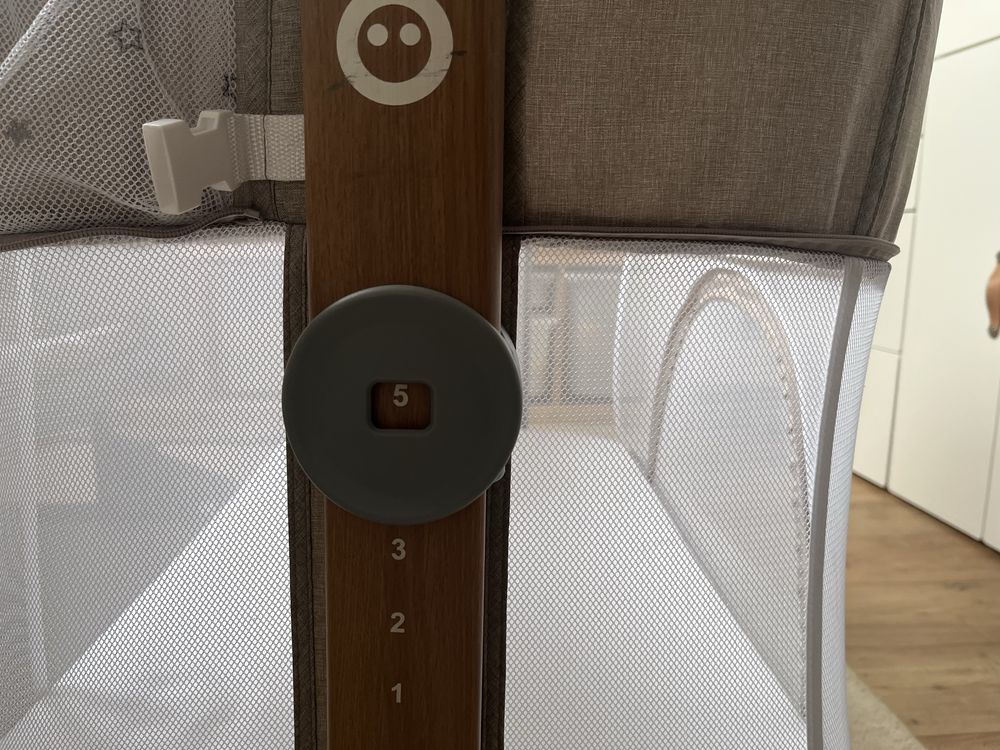 Łóżeczko dostawne MOMI SMART BED