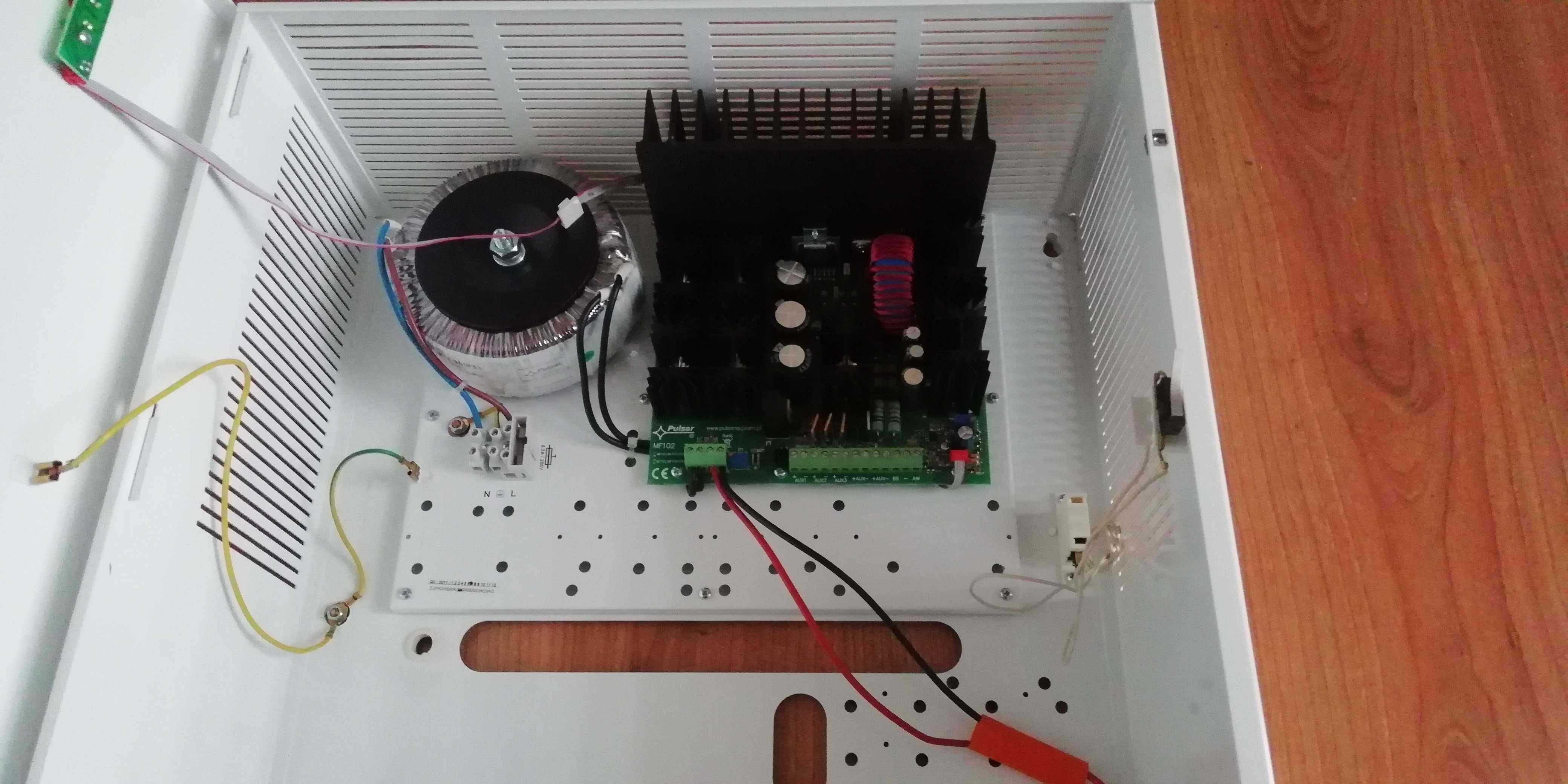Zasilacz  PULSAR / PSBE - 12V/10A.
