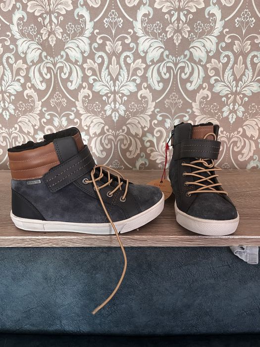 Черевики для хлопчика Kickers мембрані