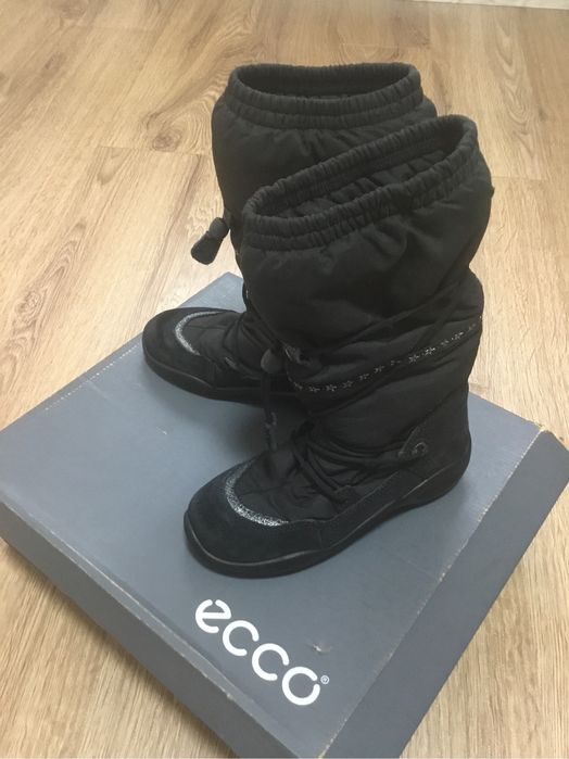 Продам зимове взуття ECCO для дівчинки 31 розмір