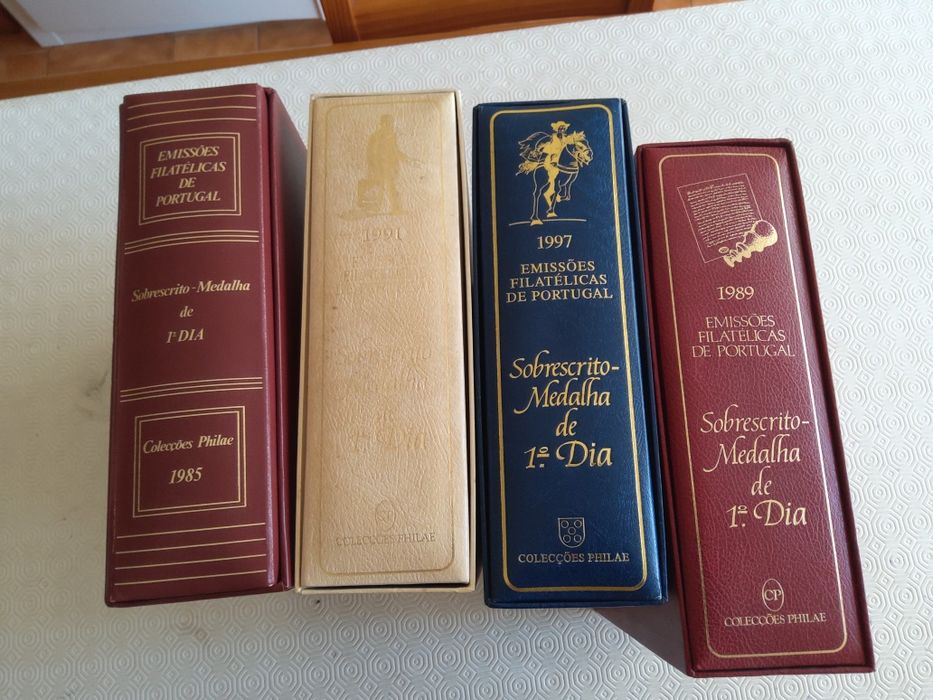 191125#Lote 4 capas com contracapa para sobrescritos