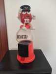 Dispensador de m&m's piloto