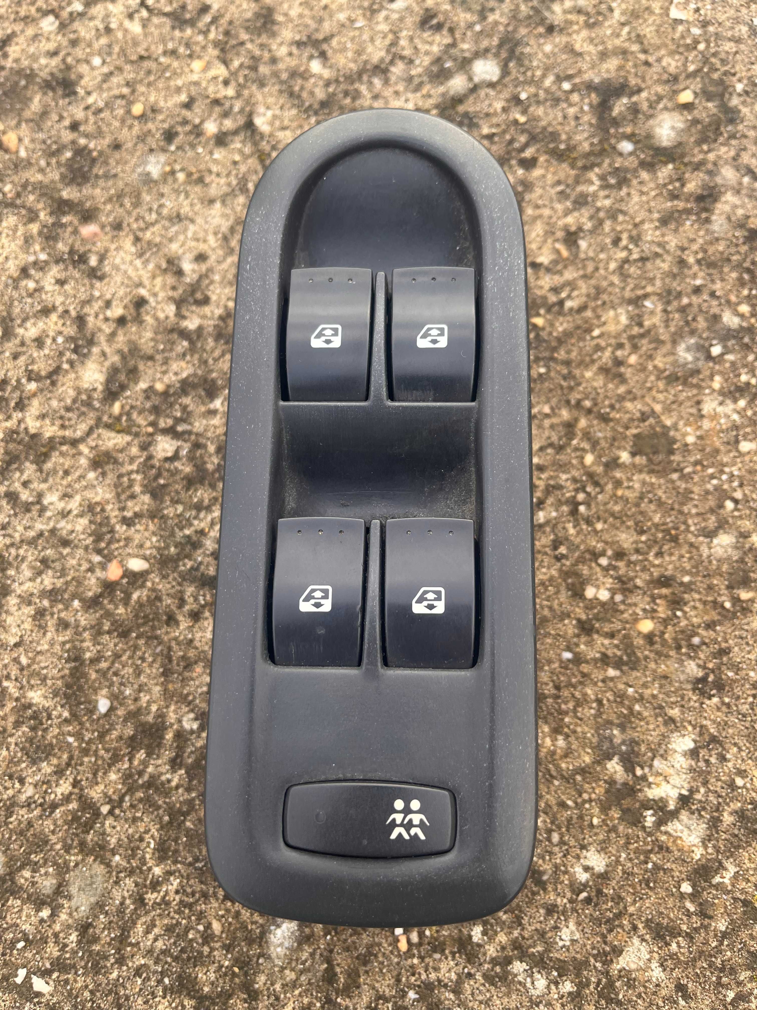 Botões comando Vidros Elétricos porta frente esquerda SENIC