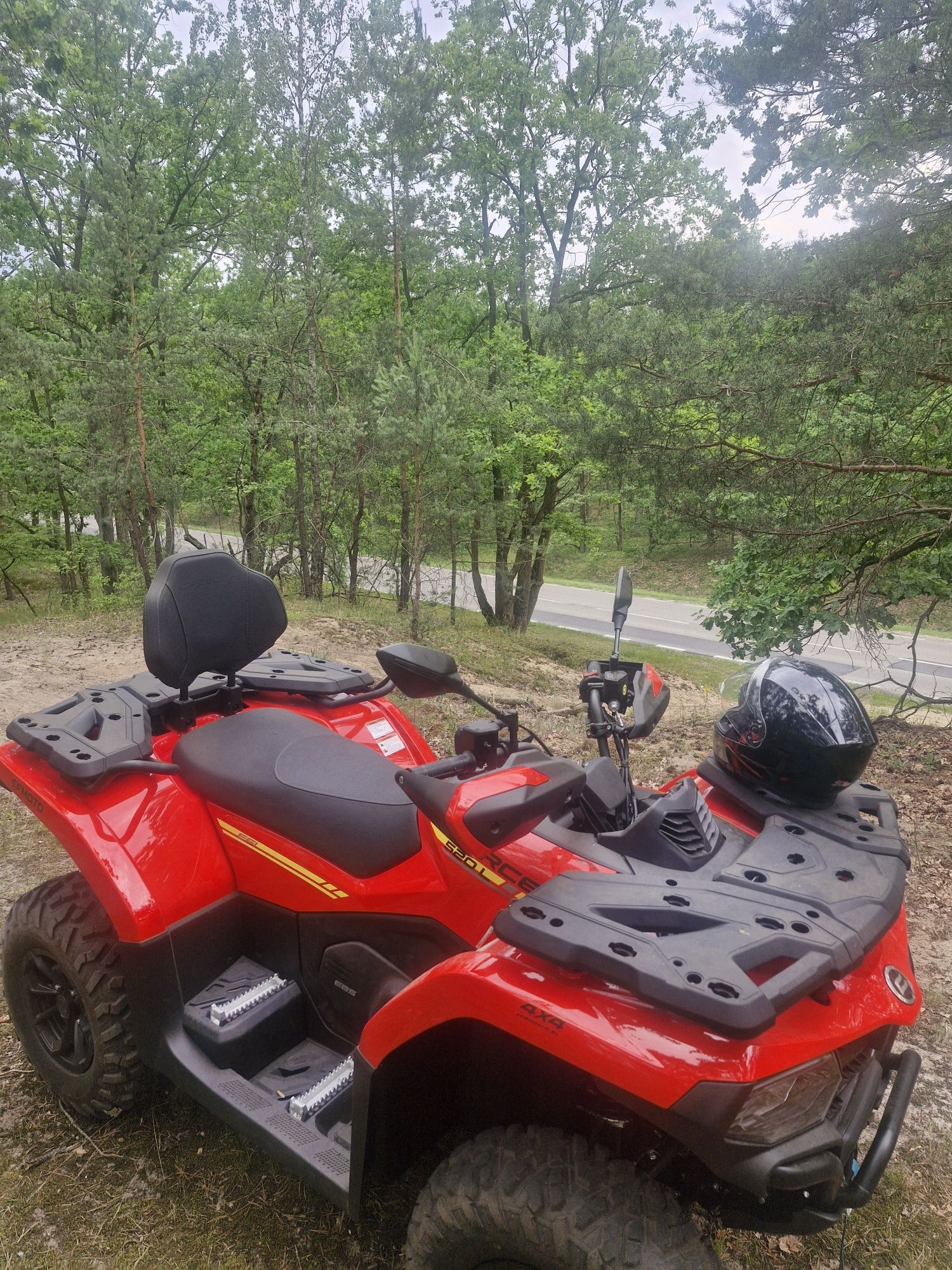 wypożyczalnia wynajem quadów KAT B CF MOTO 520 dowóz
cennik:
-1h 200 z