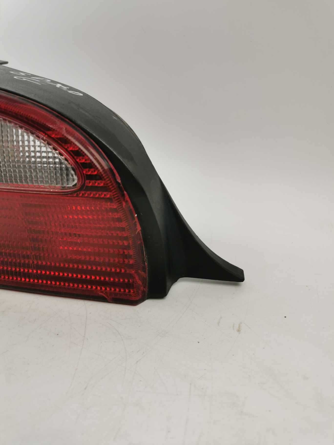 Citroen SAXO lampa lewy tył tylna