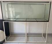 Aquário de 150 cms