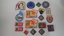 Insignias antigos  em tecido dos Escuteiros