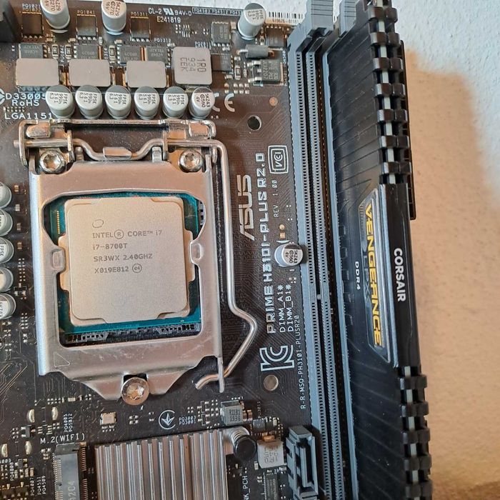 Bundle Core i7-8700T / Asus Prime H310I-Plus R2.0 / 8GB DDR4 Corsair