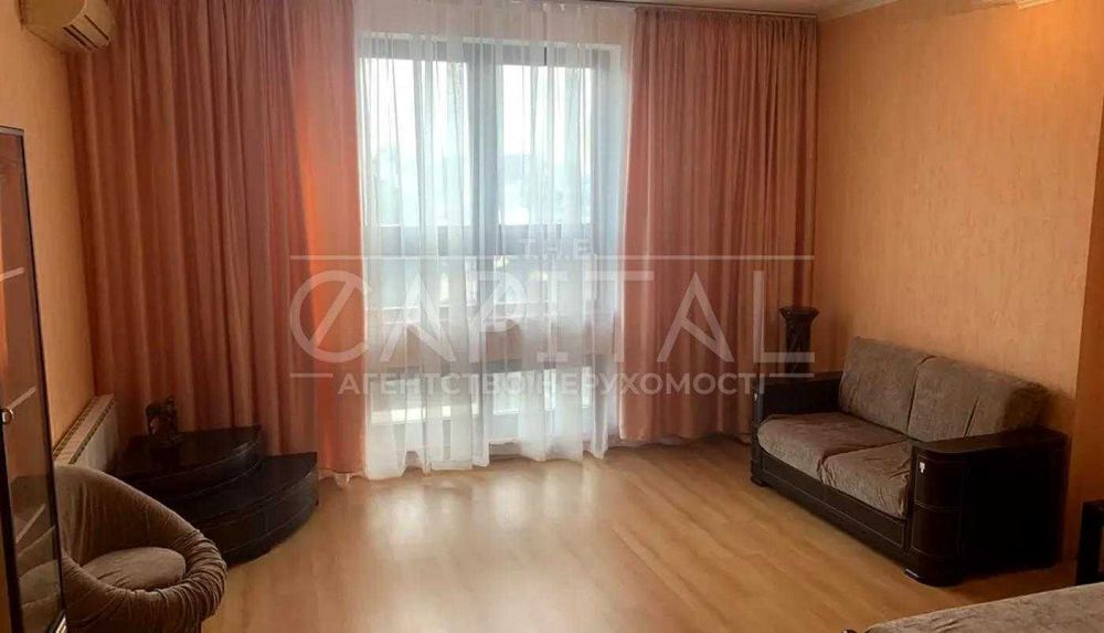 Здається  4х кімнатна квартира НСК Олімпійський