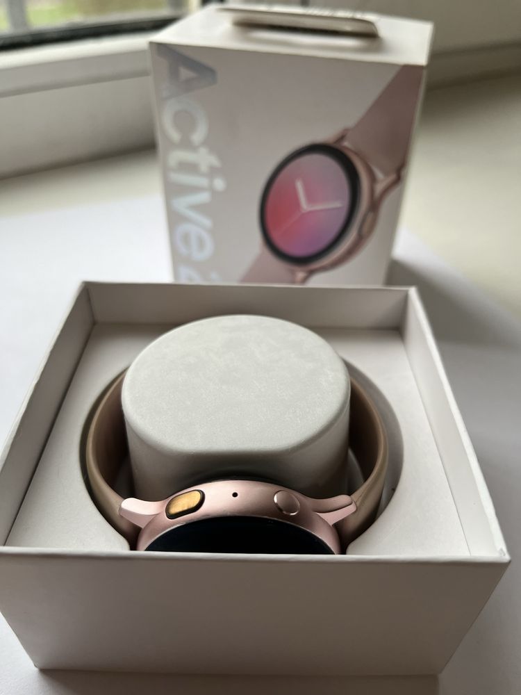 Смарт-годинник Samsung galaxy watch active 2 40mm aluminum