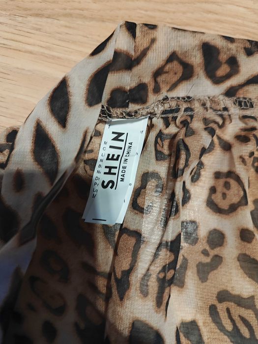 Spódnica w panterkę wiązana wokół 36 peleryna fryzjerska Shein