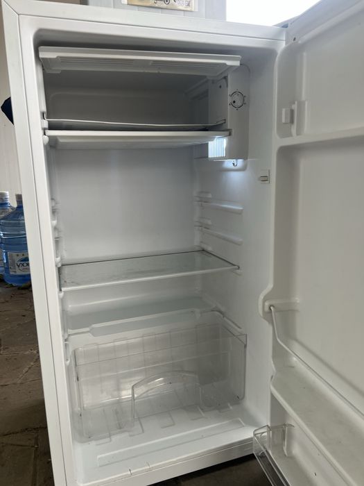 Холодильник  12вольт