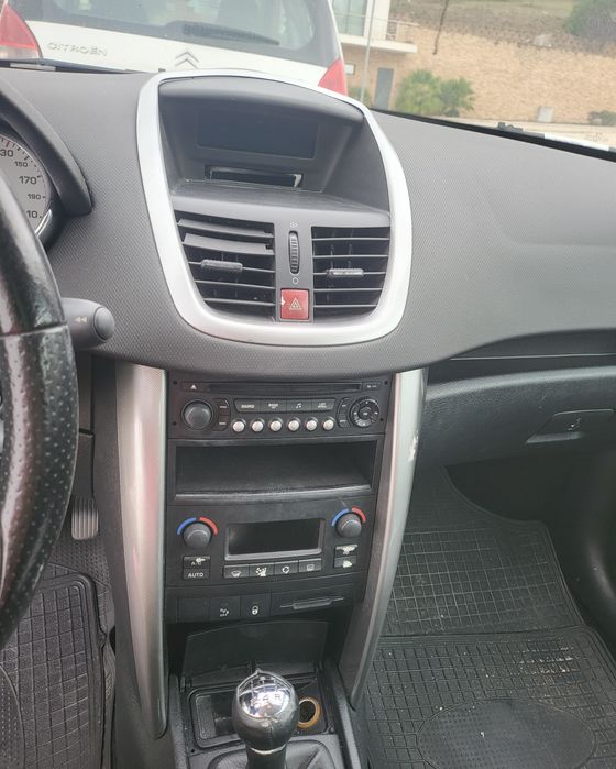 Peugeot 207 1.4 premium