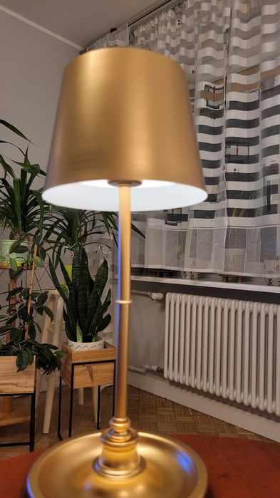 Lampka stołowa nocna USB