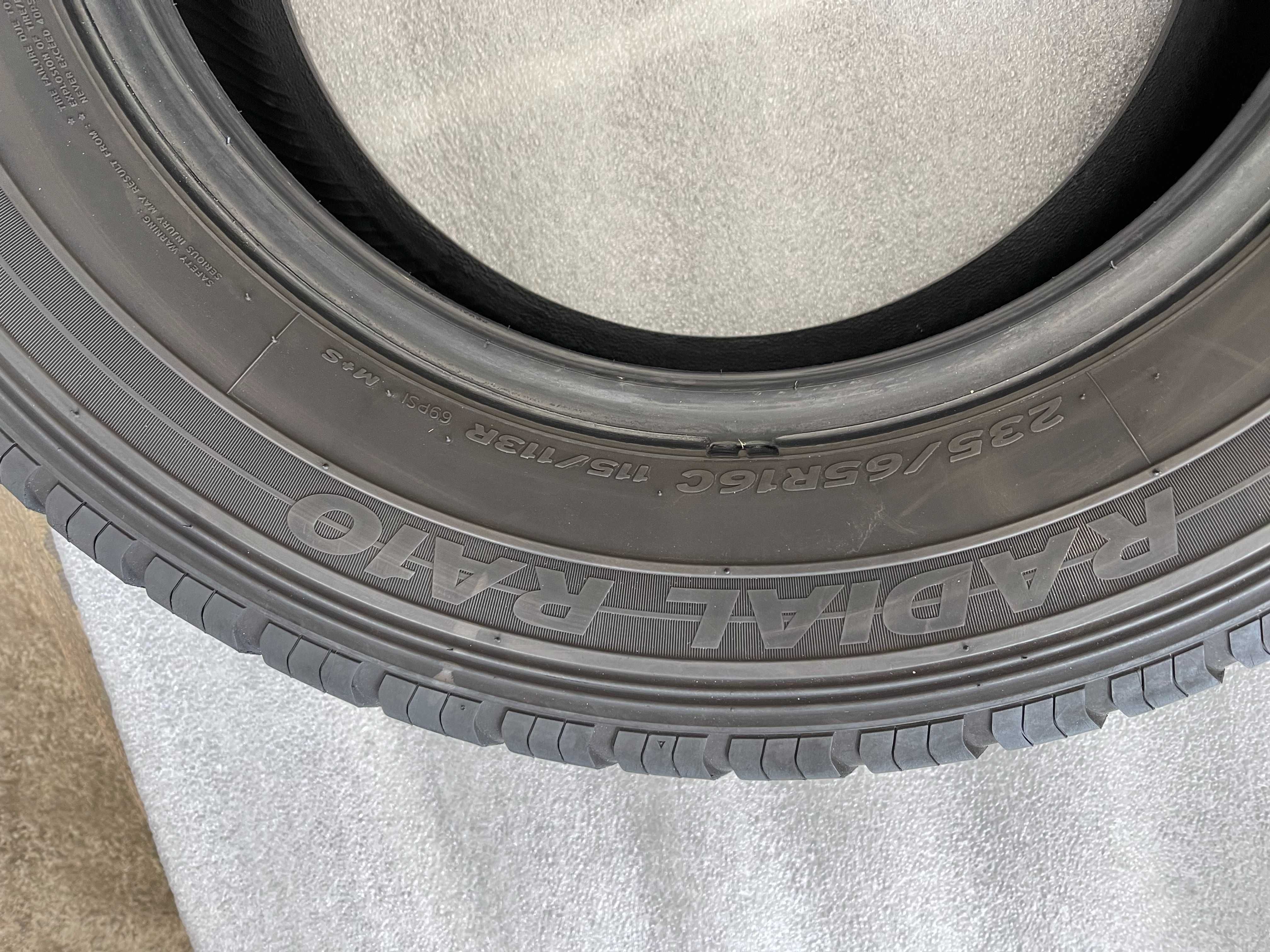 235/65 R16C Hankook Radial RA10