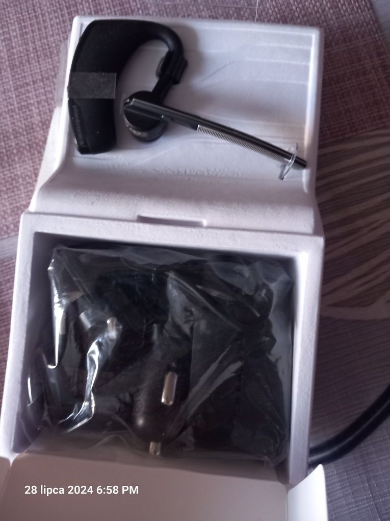 Bezprsewodowy zestaw słuchawkowy bluetooth