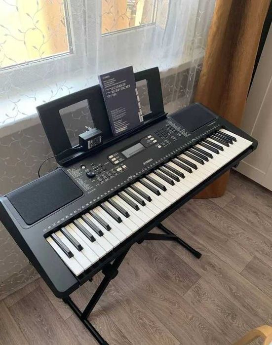 Синтезатор Yamaha PSR E363
