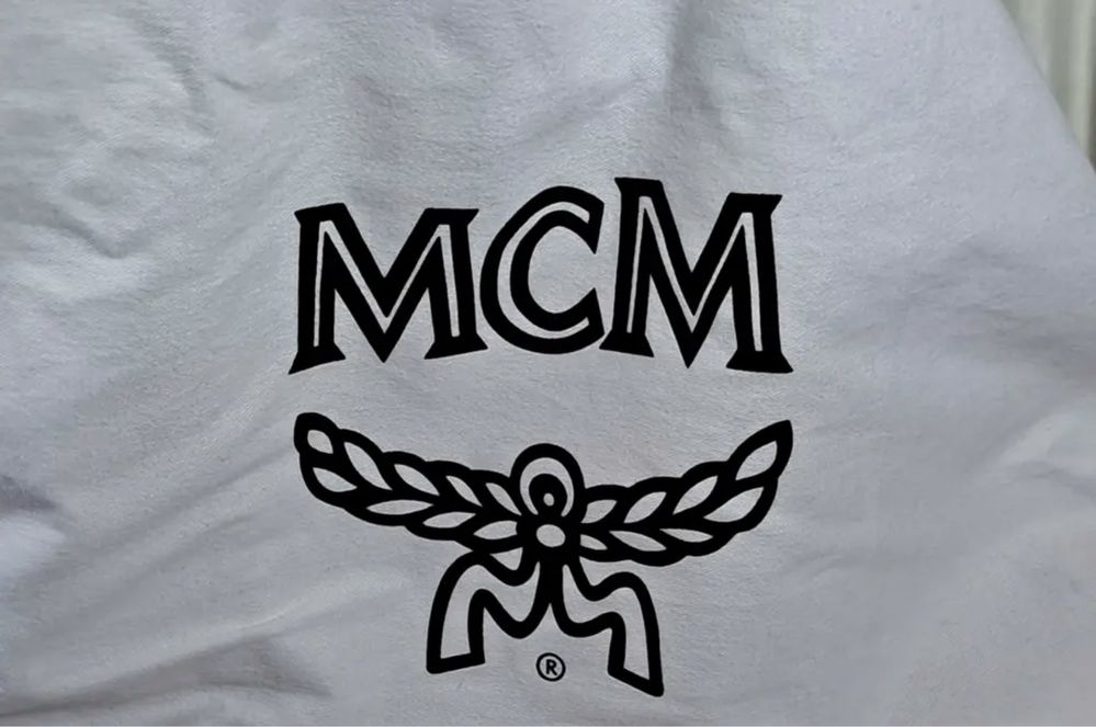 Брендова сумка MCM acne оригінал!