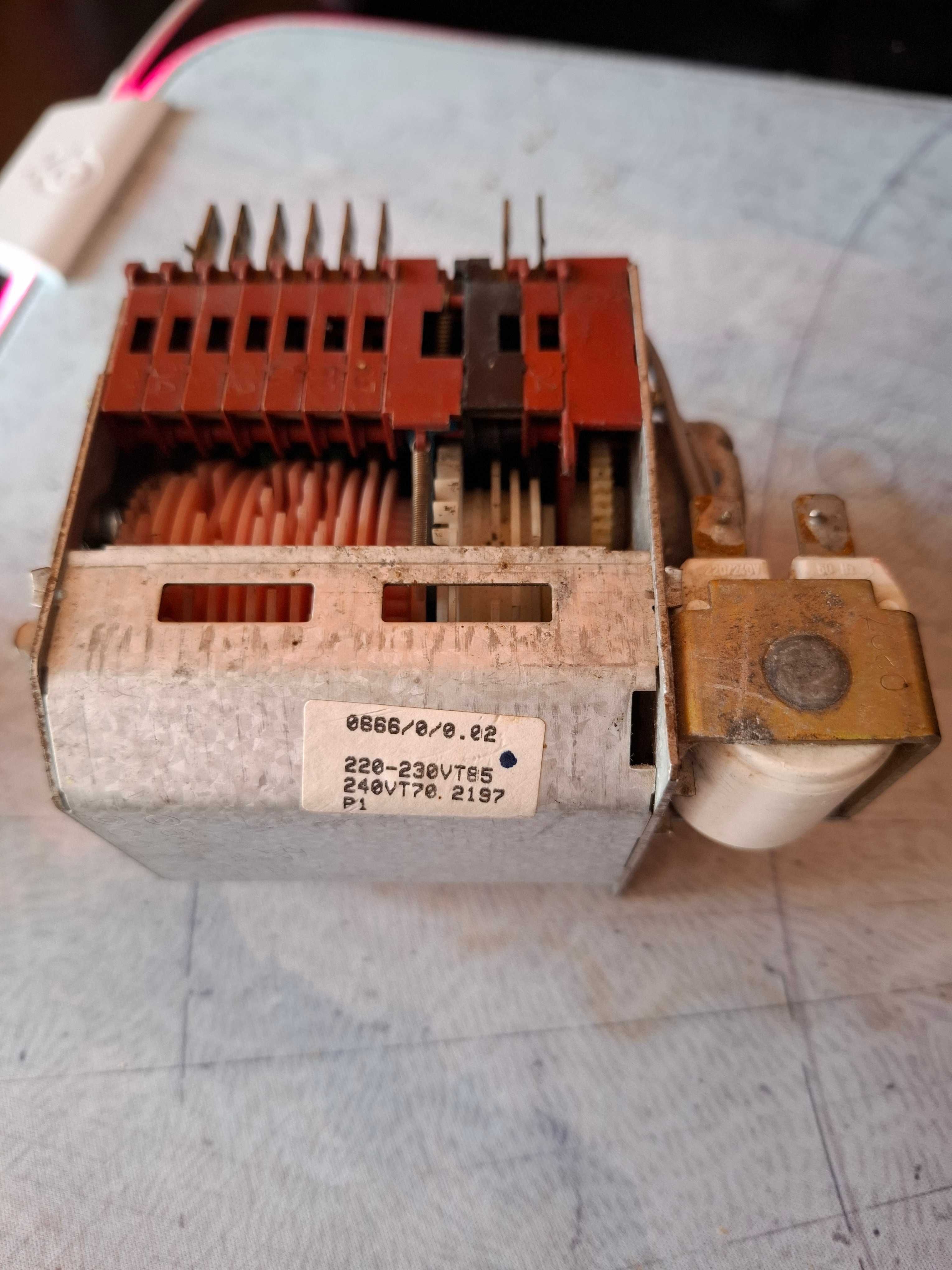 Programator 
POLAR PDH 885