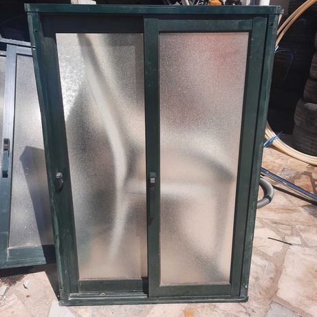 Janelas aluminio vidro verde vidro fosco