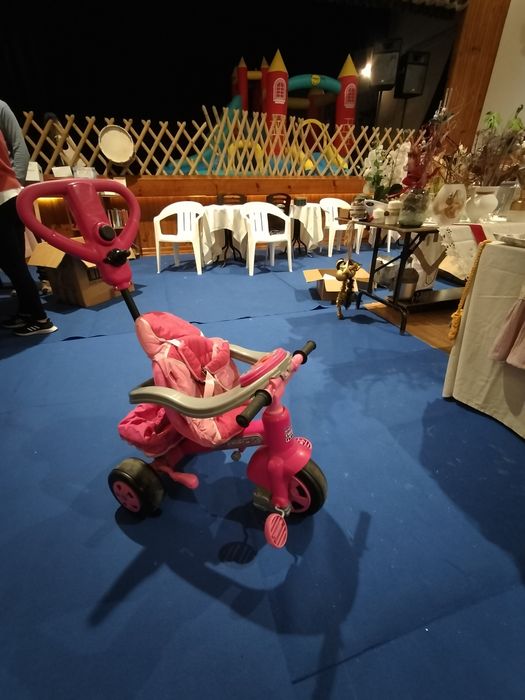 Triciclo de criança