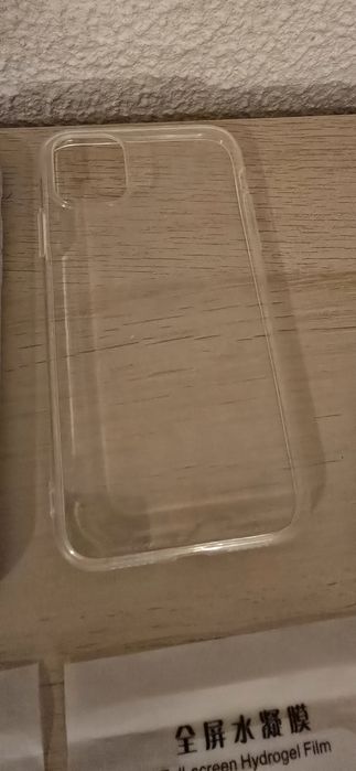 Protective Cases + iPhone 11 Screen Protectors64729602462595124