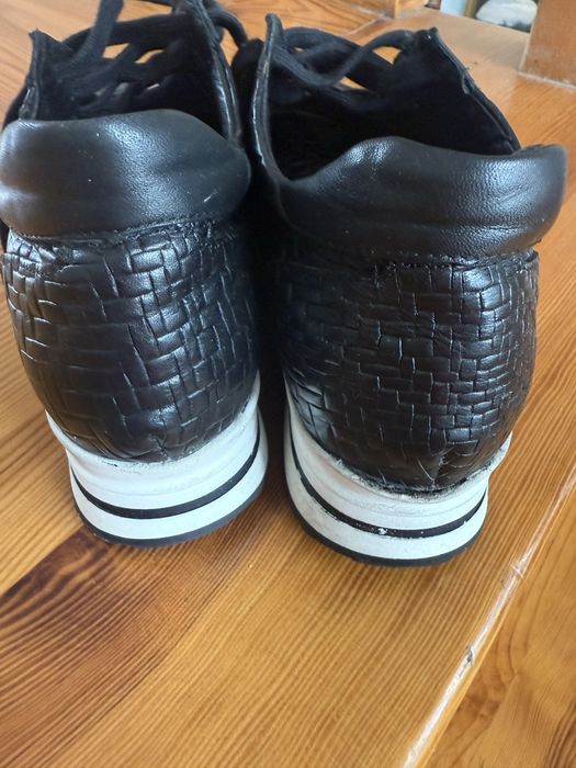 Czarne skorzane sneakersy NUDE roz 38