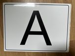 Знак, наклейка буква А для вантажних автомобілів.