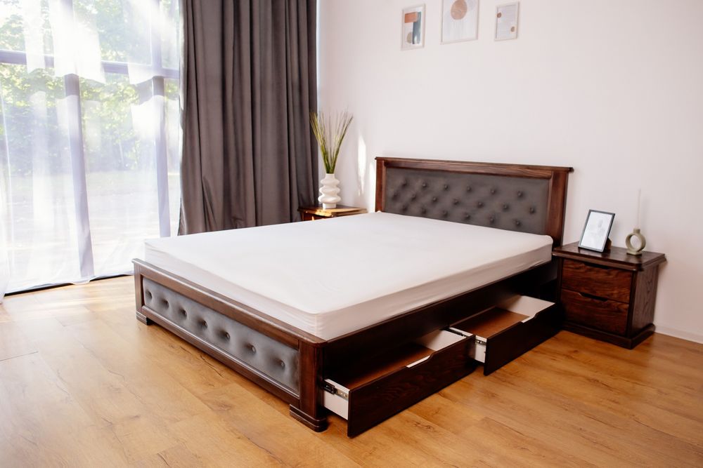 Ліжко дерев‘яне з масиву ясеня від виробника