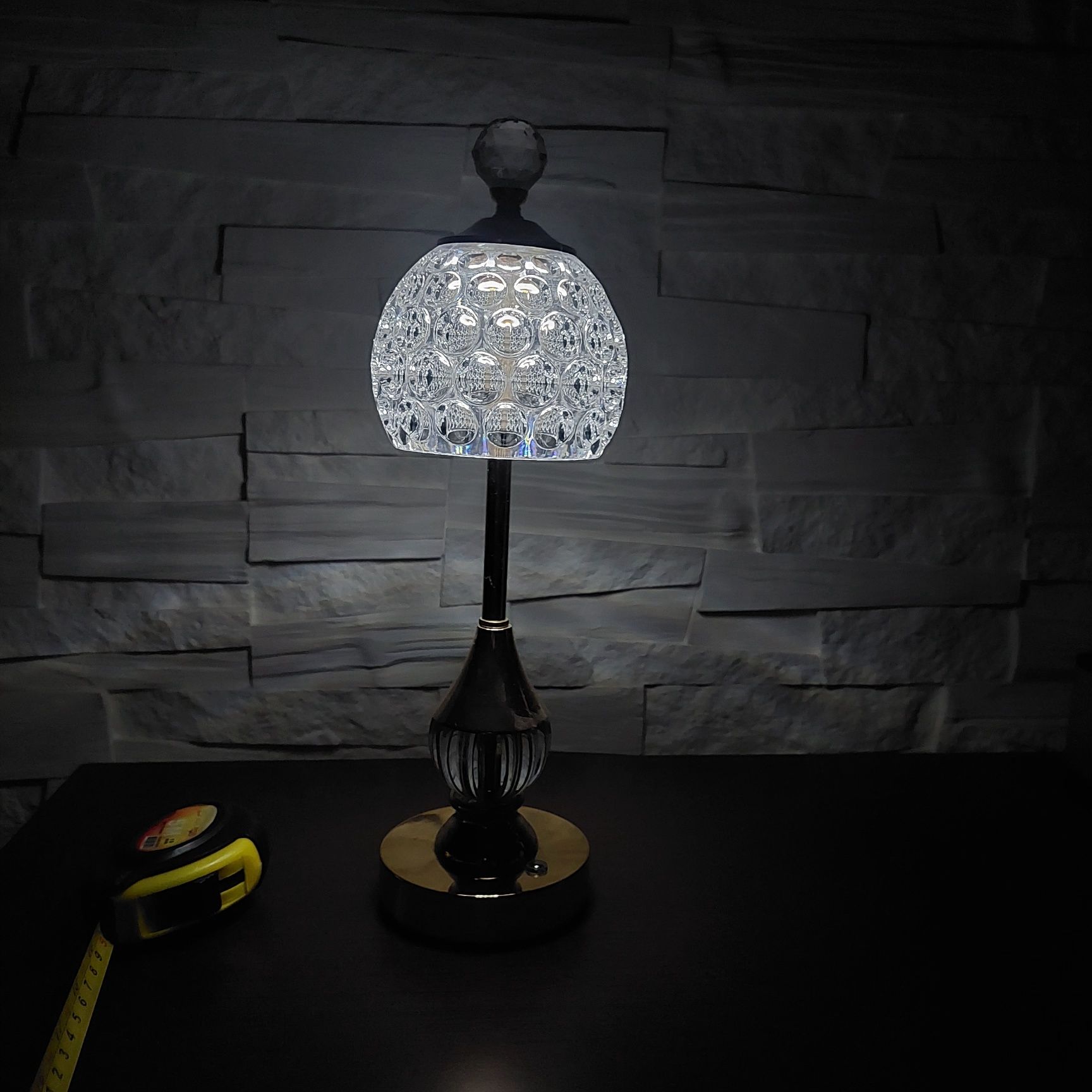 Lampka nocna ładowanie USB nowa