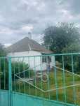 Продаю будинок та присадибну ділянку 10 соток.