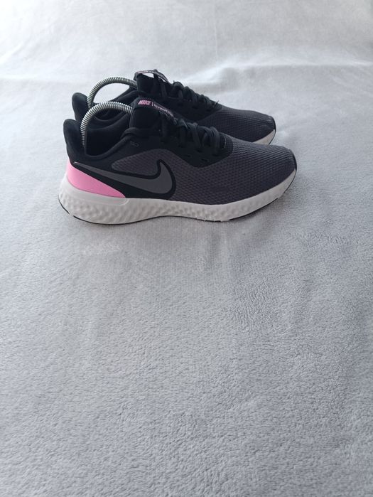 Женские кроссовки Nike р38.5-39