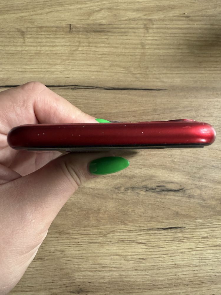 Iphone 11 czerwony 128
