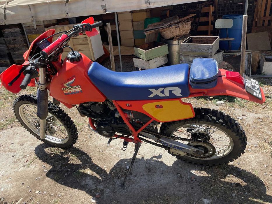 Honda XR 600 (ano 1985)