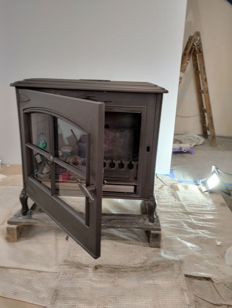 Piec kominkowy żeliwny Rustica  10Kw
