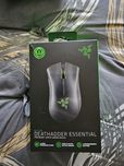 Мышка Razer Deathadder essential
