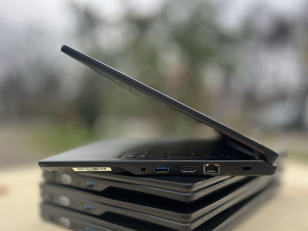 Ноутбук Fujitsu LIFEBOOK E449/i3-7020U/8GB/128GB/14"HD/Гарантія 9міс.