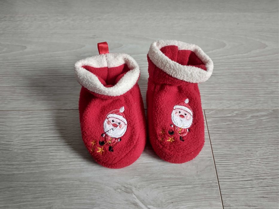 Kapcie / bamboszki świąteczne